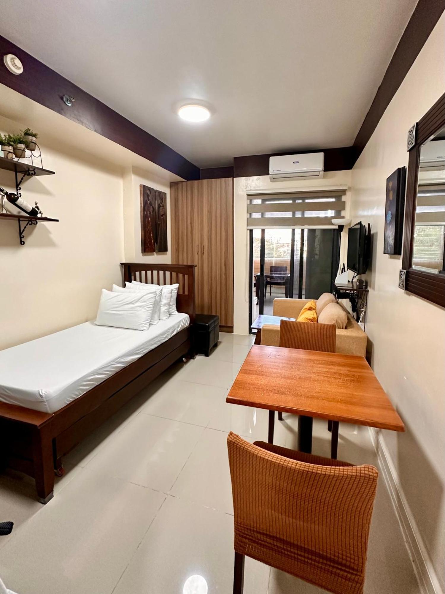 Grazie'S Studio Apartment At Grand Residences Cebu Close To It Park, Sm, Ayala, Hospitals, And Churches Екстер'єр фото